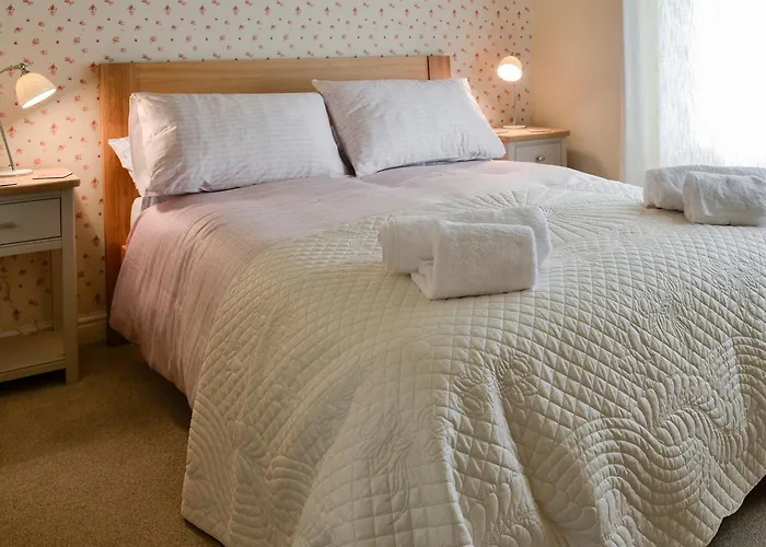 Holiday home Inglenook